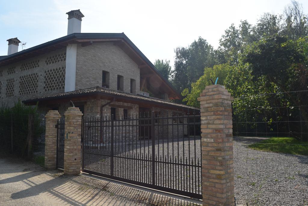 Da Gastone Villa Rivignano Exteriör bild